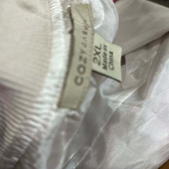 Cozy casual nwot bomber floral jacket - Picture 12 of 12